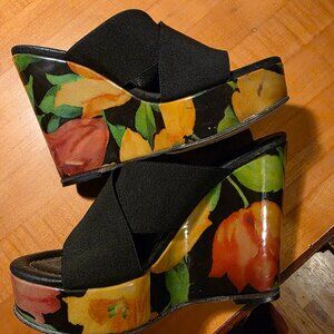 Donald J Pliner Women’s Limited Addition Artisan Floral Wedge Mule Shoe Size 7.5
